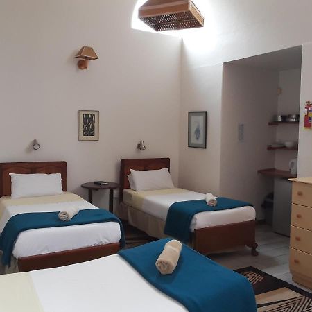 Boer En Brit Self Catering Accommodation Guesthouse Ladysmith Exteriör bild