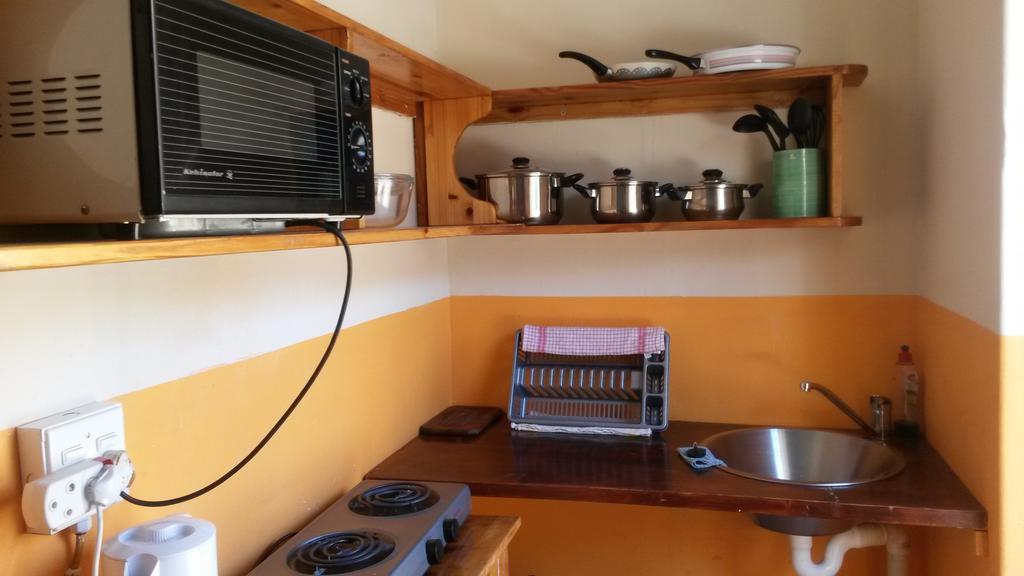 Boer En Brit Self Catering Accommodation Guesthouse Ladysmith Exteriör bild